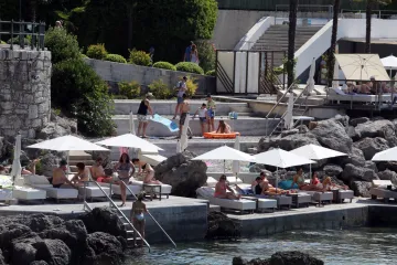 'Samo sam mazao genitalije, nisam masturbirao'