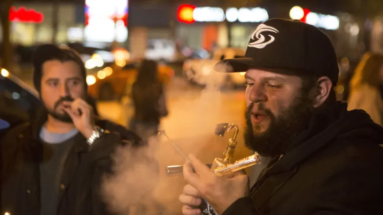 Kanada je od danas obećana zemlja za ljubitelje marihuane: Evo koliko će je moći kupiti ili uzgajati