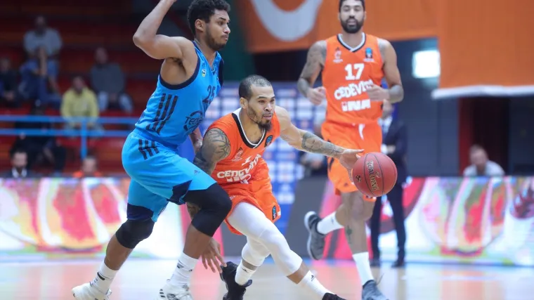 U Poljskoj pala Arka sa 17 poena razlike