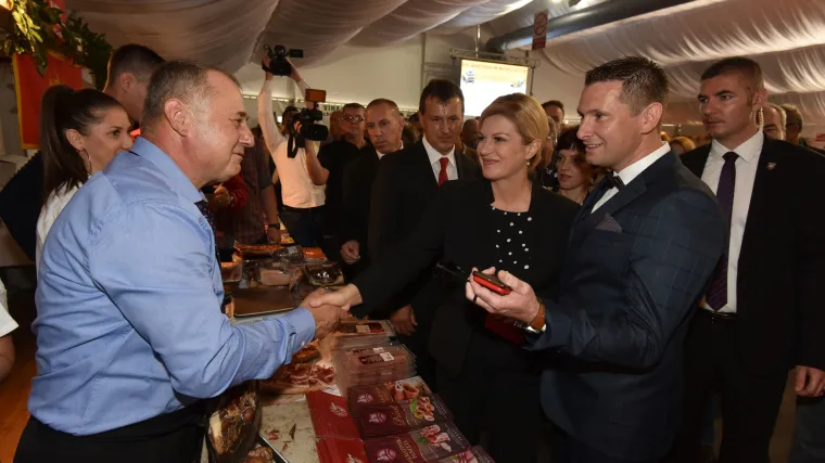 Predsjednica: 'Zabrinuta sam zbog radnika Uljanika, kasno saznajemo o takvim strukturnim problemima'