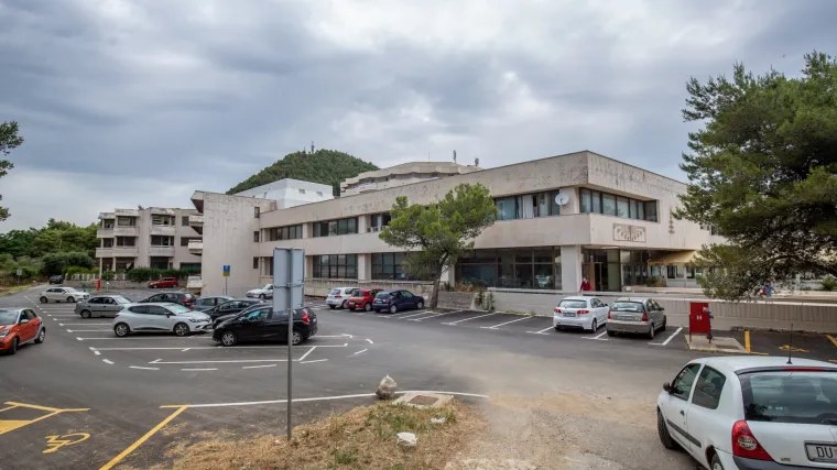 Financijski udar na dubrovačku bolnicu: Lo&scaron;e ga liječili, sad mu moraju platiti milijun kuna