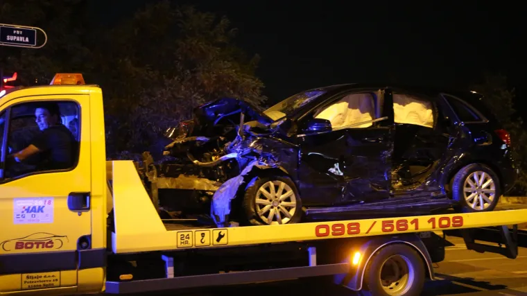 Tragični epilog te&scaron;ke nesreće u Splitu: Bitku za život ipak je izgubio mladić (19) iz BMW-a