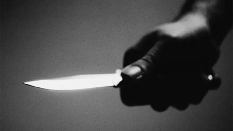 Optužena za poku&scaron;aj ubojstva u Rijeci: Pijana uzela nož pa ga zabila mu&scaron;karcu u leđa