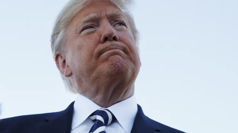 Trump ukida pomoć: Migrantsku karavanu prema granici nazvao pitanjem nacionalnog interesa