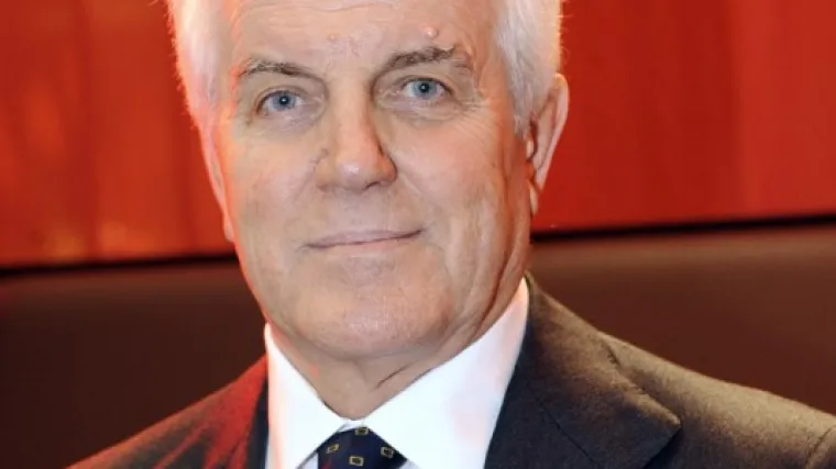 Njegovo bogatstvo se procjenjuje na 2,7 milijardi dolara