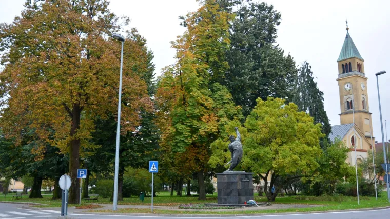 'Ne daju ni kune za obnovu crkava. Kome ćemo ostaviti naša sela? Lisicama i vukovima?'