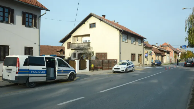 Detalji drame u Petrinji: Pijani napadač oteo dvije žene i dijete, na ulici punoj ljudi ispalio 28 hitaca