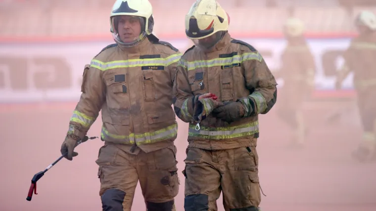 Objavljena snimka: Policajci fizički ometali pružanje pomoći ranjenom vatrogascu!?
