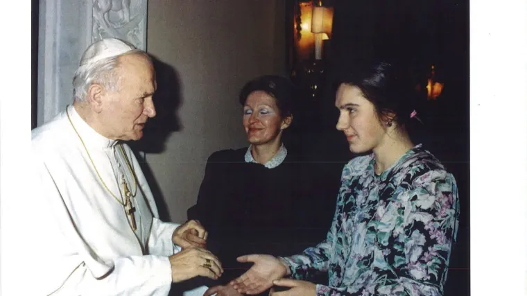 Nostalgična Markić objavila fotografije susreta s Papom: 'Pitao me ima li u Hrvatskoj mnogo komunista'