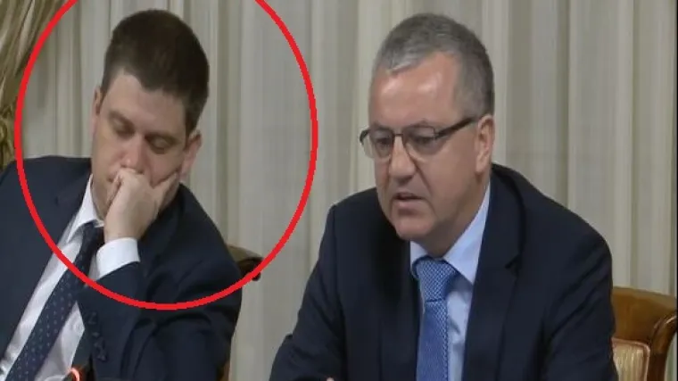 Dok Horvat priča o stanju u Agrokoru, Butković mirne du&scaron;e spava kraj njega