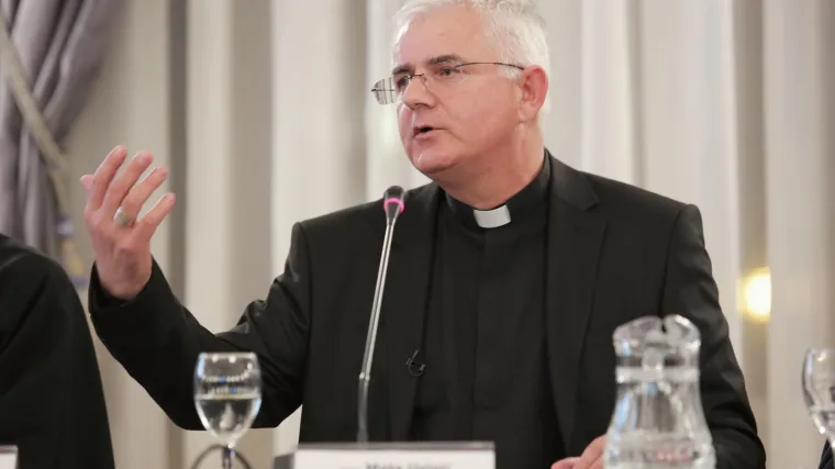Monsinjor Uzinić: 'Kršćanstvo neće biti ugroženo od migranata, nego od kršćana'