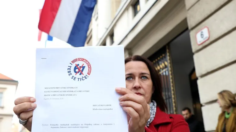 Sindikati ispred Sabora pozvali zastupnike da ne podrže mirovinsku reformu