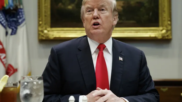 Trump najavio da &scaron;alje vojsku na granicu s Meksikom: 'Bit će zaustavljeni'