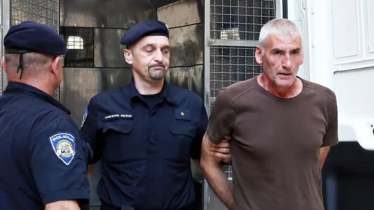 'Kako netko može očekivati pravedno suđenje kada policajci dobivaju zahvalnicu MUP-a za slučaj čije suđenje nije započelo?'