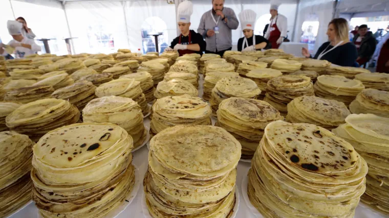 Sarajevo: S vi&scaron;e od 14 tisuća ispečenih palačinki, sru&scaron;ili dosada&scaron;nji rekord postignut u Moskvi!