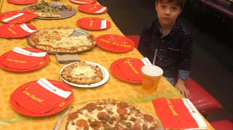 Internet uskočio u pomoć: &Scaron;estogodi&scaron;njak ostao sam nakon &scaron;to mu se nitko nije pojavio na rođendanskoj proslavi