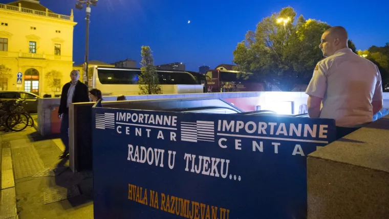 'Prisilili su našeg zaštitara da odstupi, a nadzorne kamere preusmjerili da ne snime incident'