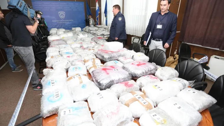 Kod mu&scaron;karca u Jastrebarskom policija prona&scaron;la 124 kilograma marihuane