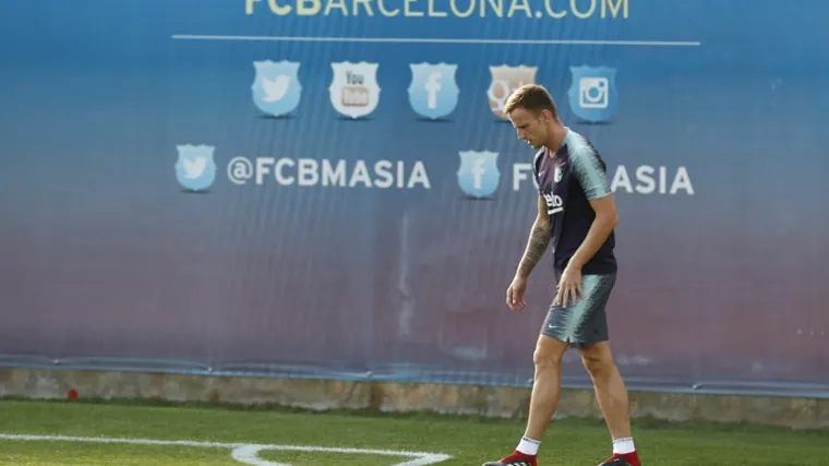 Biv&scaron;i Vatreni odu&scaron;evio fanove: 'Suarez sada može na klupu'