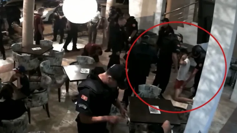 Osvanula snimka policijske brutalnosti u Crnoj gori: 'Pi*** jedna, sad će&scaron; vidjeti kako udaramo!'