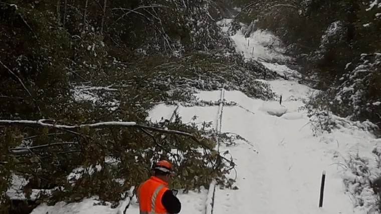 Poharao ih 'Adrian', snijeg izolirao čitava naselja