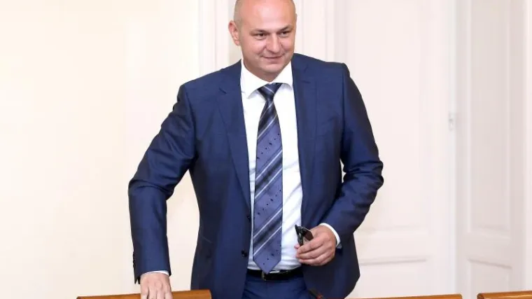 Kolaku&scaron;ić: 'Trebamo probuditi građane jer imamo opljačkanu i pokradenu Hrvatsku'