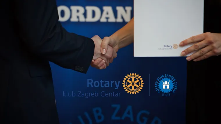 Rotary klub Zagreb Centar dodijelio 27 novih stipendija izvrsnim srednjo&scaron;kolcima i studentima