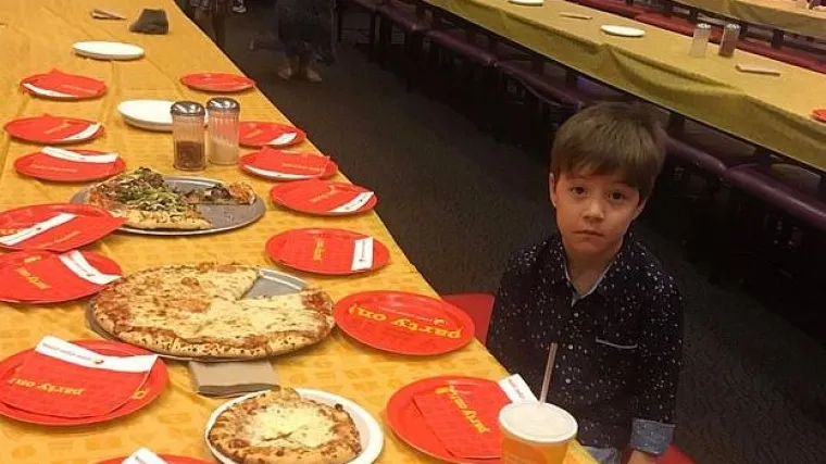 Srećico mala, ovo je slomilo i na&scaron;a srca: 6-godi&scaron;njem klincu se AMA BA&Scaron; NITKO nije pojavio na rođendanu!