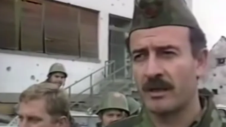 Na tribini Vučićeve stranke skupina mladih mu je rekla - dosta. Pretučeni su, a sada i poniženi