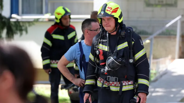 Jedna osoba opečena i odvedena u bolnicu