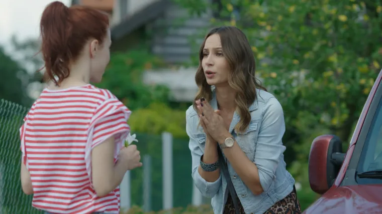 Lidiji i Juri je već dosta odgađanja te se odluče vjenčati u tajnosti (Na granici)