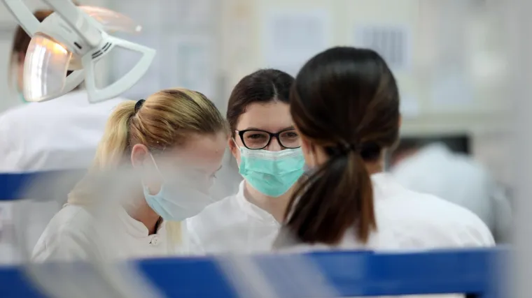Ukida se pripravnički staž za liječnike, liječit će nas doktori do&scaron;li direktno s fakulteta