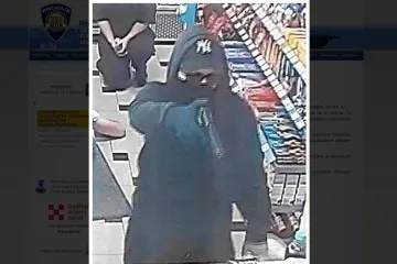 Serijsku razbojnicu na kraju su ulovili građani, mlada žena slomila se na policiji