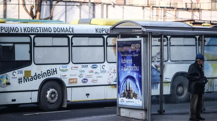 Putnici u busu svjedočili &scaron;okantnim scenama: Kontrolor zbog karte ugrizao srednjo&scaron;kolca!