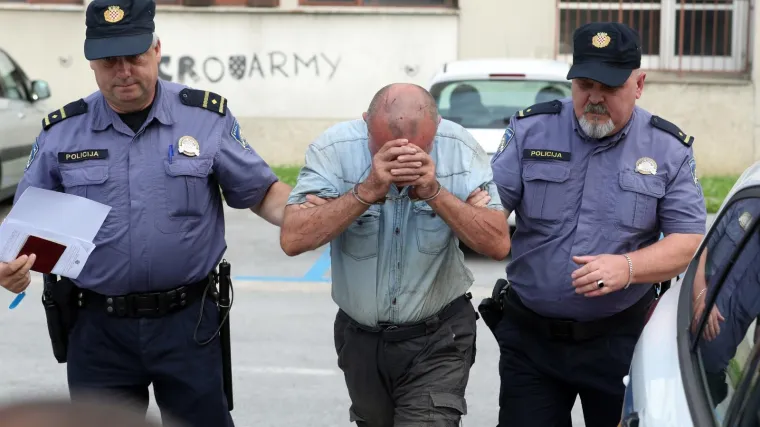 Iz doma za starije dilao travu, sad je ulovljen kako šmrče i prodaje kokain