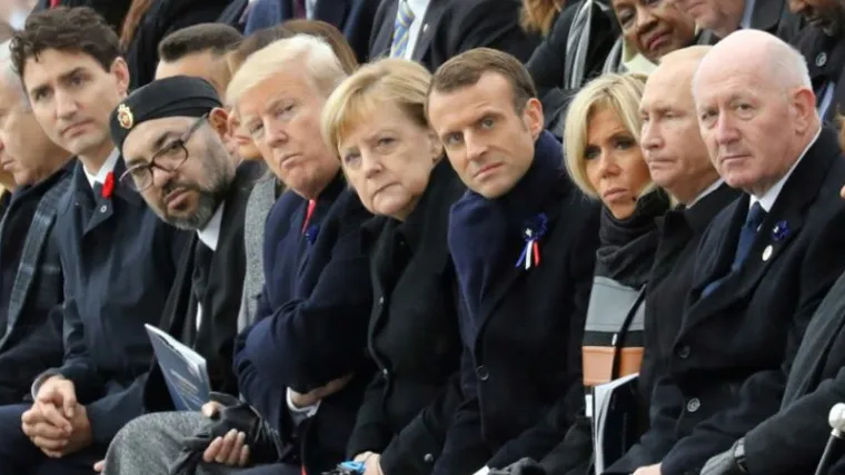 Zanimljiv vikend u Parizu: Trump stalno kasnio, Jakov Kitarović postao predsjednik...