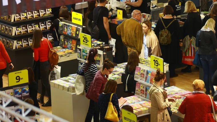 Od najskuplje knjige za 15.000 kn do najjeftinije za 5 kn: Provjerili smo &scaron;to se nudi na Interliberu