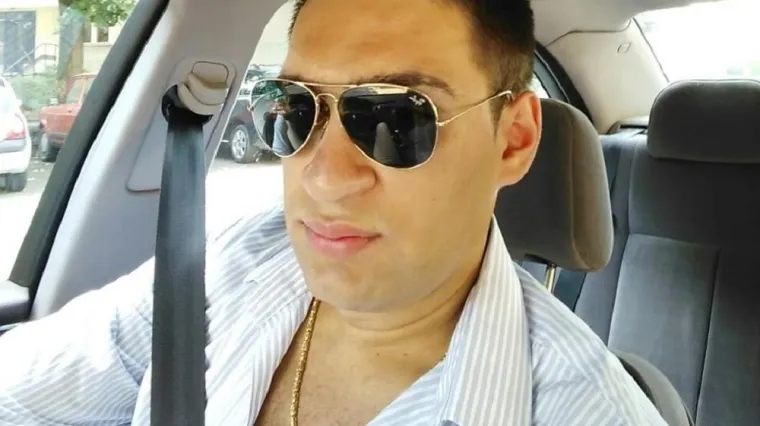 Njegov jezivi status upravo se prepričava