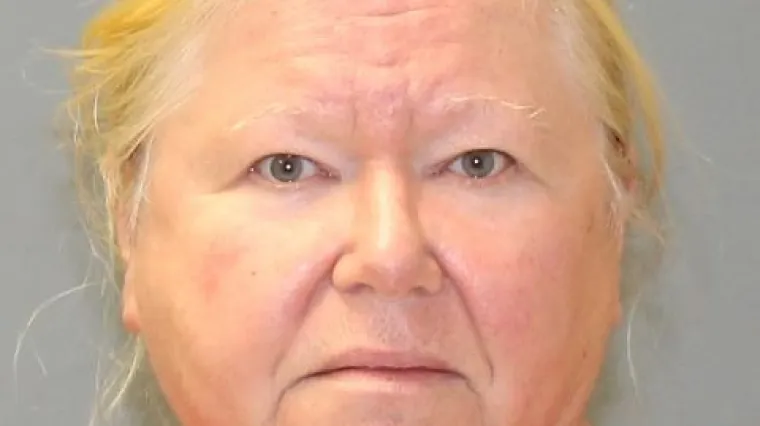 Ovo je žena koja je u svom stanu u SAD-u držala preko 200 pasa u okrutnim i nehumanim uvjetima