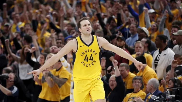 Pogledajte kako je najbolji &scaron;uter trica u NBA-u sru&scaron;io Hawkse