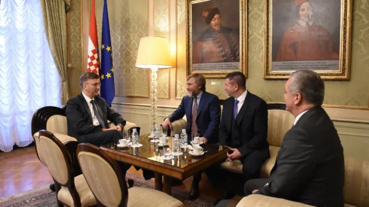 'Premijer i Novinski imali su konstruktivan razgovor o ulaganjima'