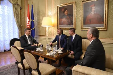 'Premijer i Novinski imali su konstruktivan razgovor o ulaganjima'