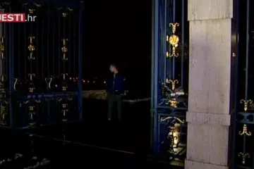 Ivica Todorić izašao iz Remetinca, pred Kulmerovim dvorima poručio: 'Ja sam tu da Hrvatsku dignem gore'