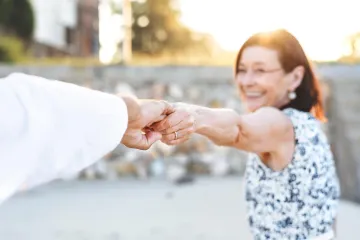 Seks poslije menopauze: što se sve mijenja i kako možemo utjecati na promjene