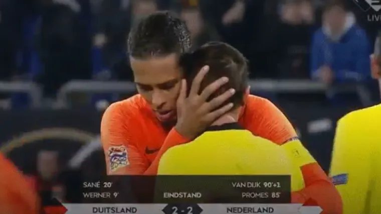 Sudac na poluvremenu saznao da mu je preminula majka: Lovrenov suigrač reakcijom osvojio svijet