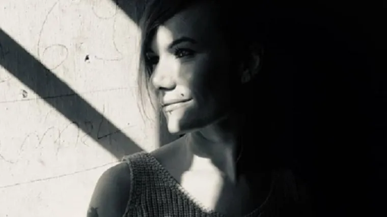 'Bojala sam se da će me tata ubiti. Jednom je do&scaron;ao s pi&scaron;toljem, drugi put sa sjekirom'