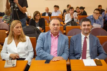 Moguće je da je bila u sukobu interesa; 'Svi smo imali život prije nego smo postali dužnosnici'