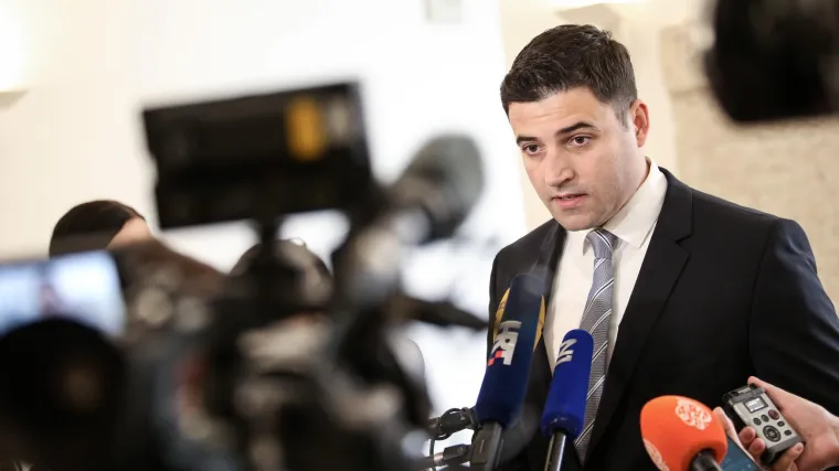 'Porezna reforma ide na ruku uvoznim lobijima, a Vlada njome služi bogatima'