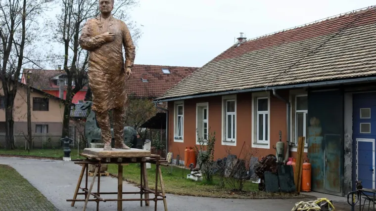 Brončani Tuđman predstavljen javnosti: Gipsani model također će dobiti svoje posebno mjesto