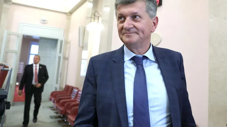 'Ozbiljne reforme se događaju. Ako ih ne vidite, otiđite okulistu'